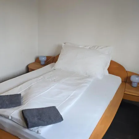 Апартаменты Near Oerlikon And Airport Цюрих